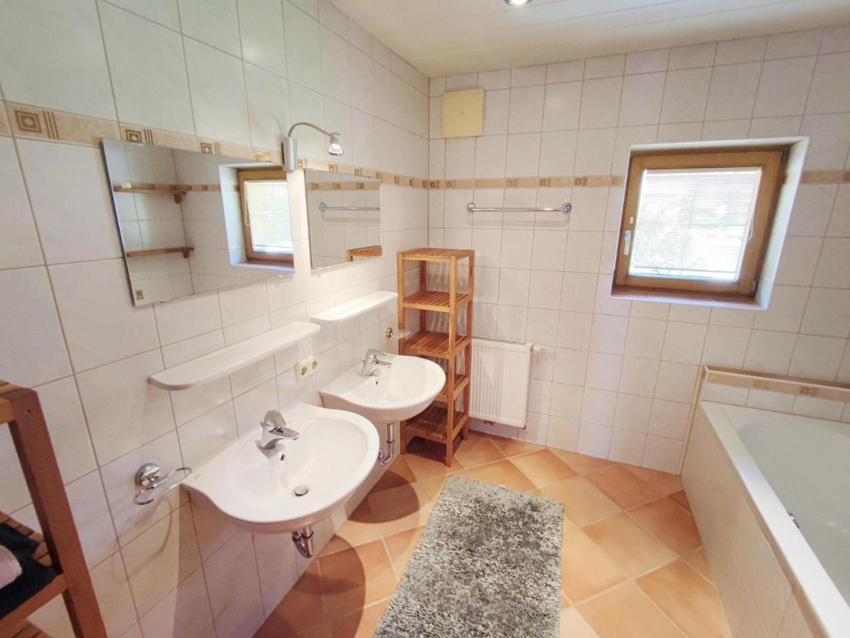Apartment In Ramsau In Tyrol With A Balcony ラムサウ・イム・ツィラータール エクステリア 写真